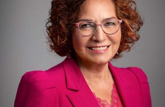 OPINIÓN | ‘NO SUSTITUIRÁN AL PP’ POR CARMEN RIOLOBOS