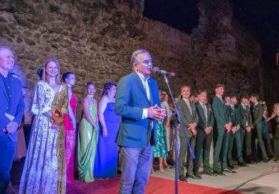 TALAVERA “SE PONE DE MODA” CON LA MUESTRA DE JÓVENES DISEÑADORES Y LA AGUJA DE CERÁMICA