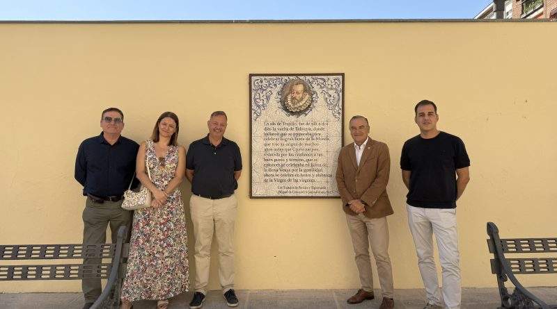 TALAVERA INAUGURA DOS PANELES DE CERÁMICA DEDICADOS A CERVANTES Y FERNANDO DE ROJAS