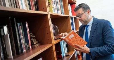 OPINIÓN |’EL LUGAR DONDE TODO ES DE TODOS’ POR AMADOR PASTOR